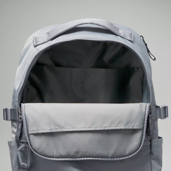 Lululemon backpack - Picture 5 of 7